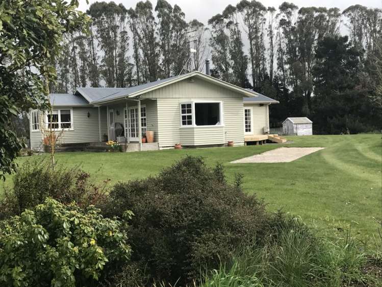 548 Tukairangi Road Kinloch_2