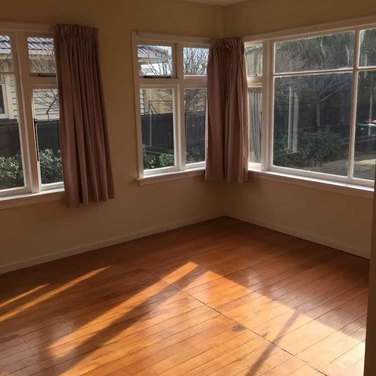 17 Reginald Street Burwood_4