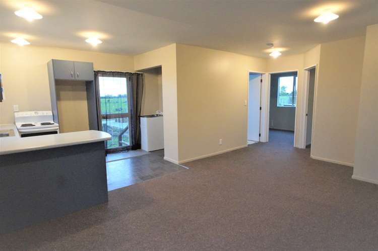 1045 The Lake Road Leeston_18