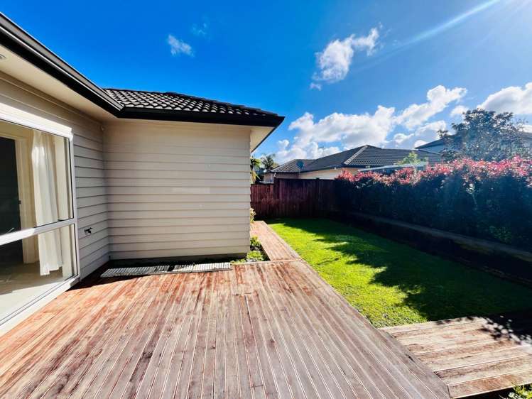 8 Stamford Crescent Flat Bush_4