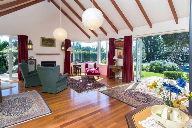 62 Marine Parade Mellons Bay_14