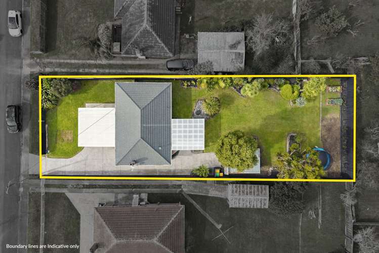 13 Ayrton Street Te Atatu South_21