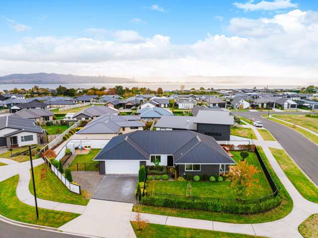Fabulous Family Home in Sought-after Suburb