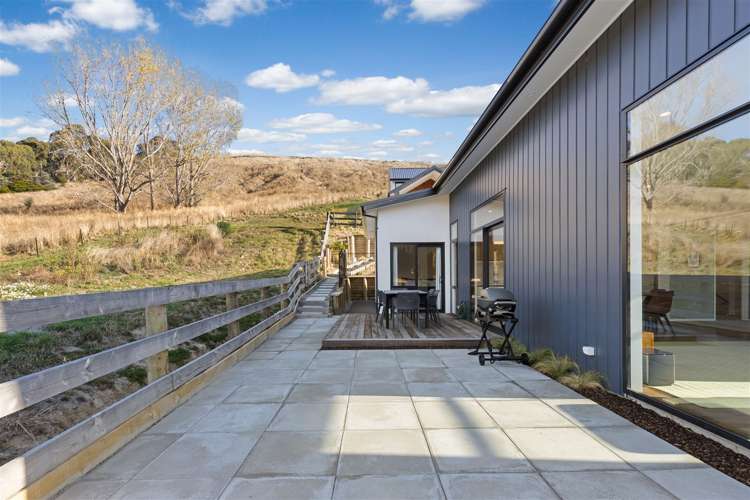 11 Round Hill Rise Cracroft_8