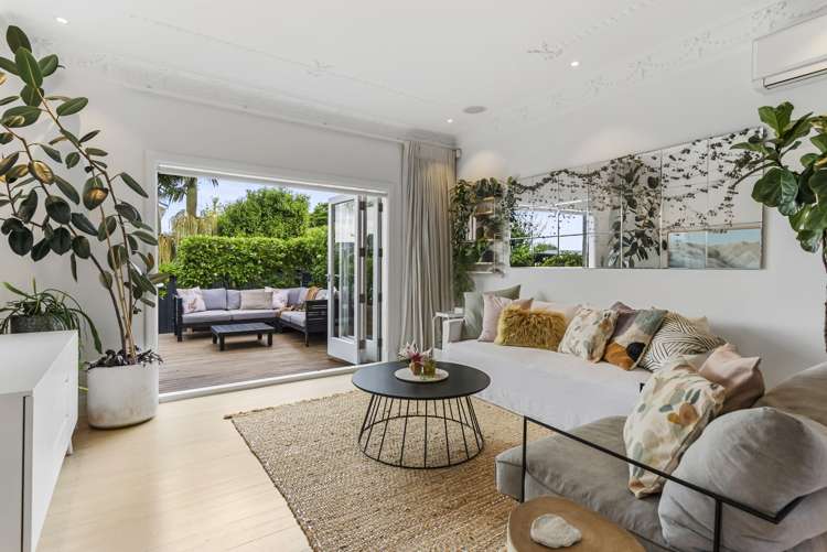 2/75 Queen Street Northcote Point_10