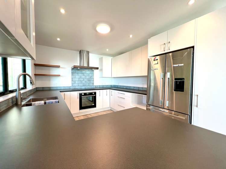 9b Earles Place Raglan_12