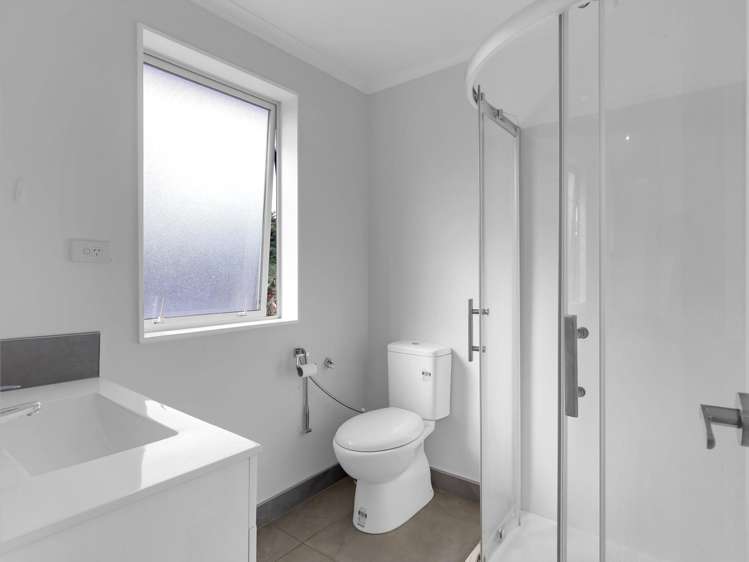 2/197 Peachgrove Road Claudelands_16