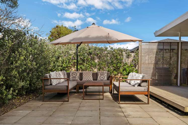 2/29 Vivian Wilson Drive Eastern Beach_9