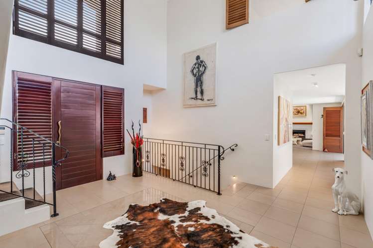 2 Glenoaks Rise Mellons Bay_43