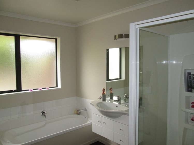 44 Overbury Crescent Rolleston_9