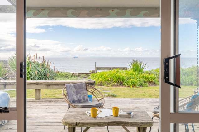3 Beds, Beach Access & History Money Can't Buy