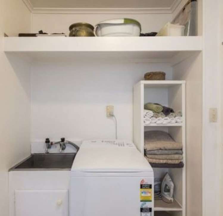 1/221 Hurstmere Road Takapuna_10