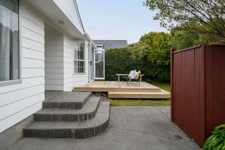 10 Mallard Grove Churton Park_23
