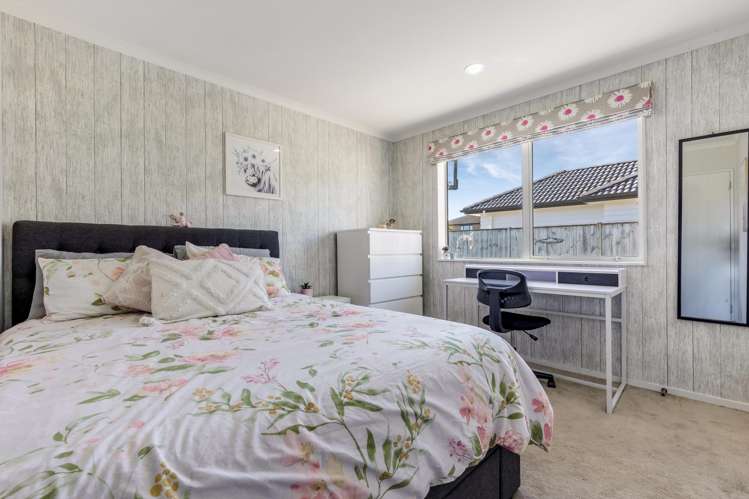 61 Turnberry Drive Wattle Downs_14