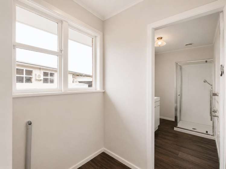 2/7 Mitre Grove Trentham_11