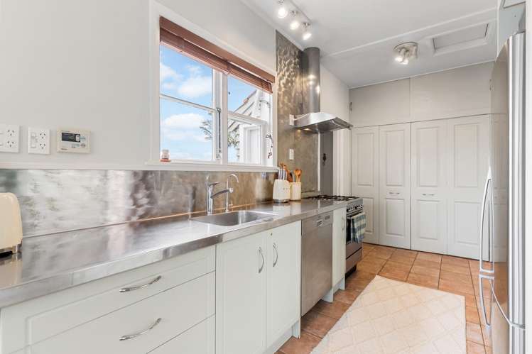 2 Haronui Road Greenlane_4