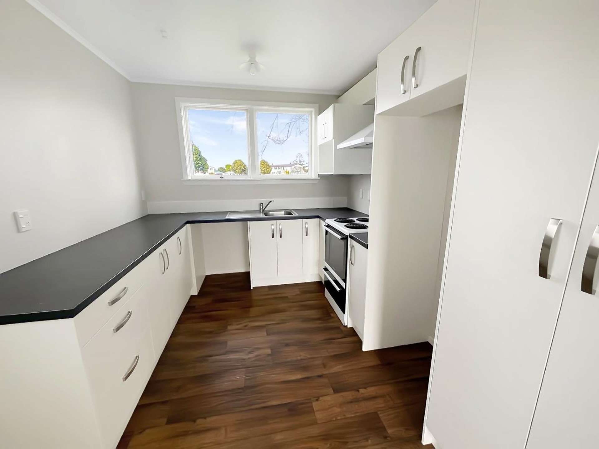 34 Devon Crescent Bulls_0