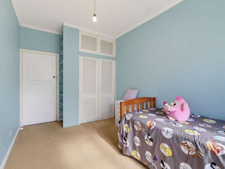 59 Weston Avenue Roslyn_23