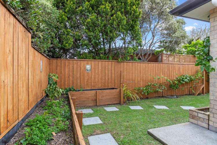 15 Piriti Drive Te Atatu Peninsula_18