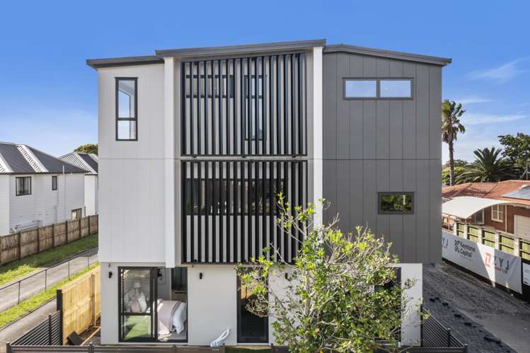 12 Karaka Street Helensville_19