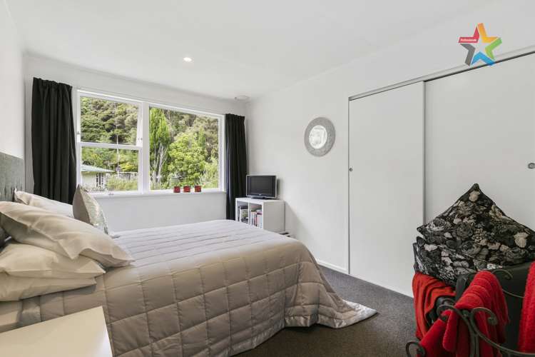 9 Karaka Street Otaki Beach_9