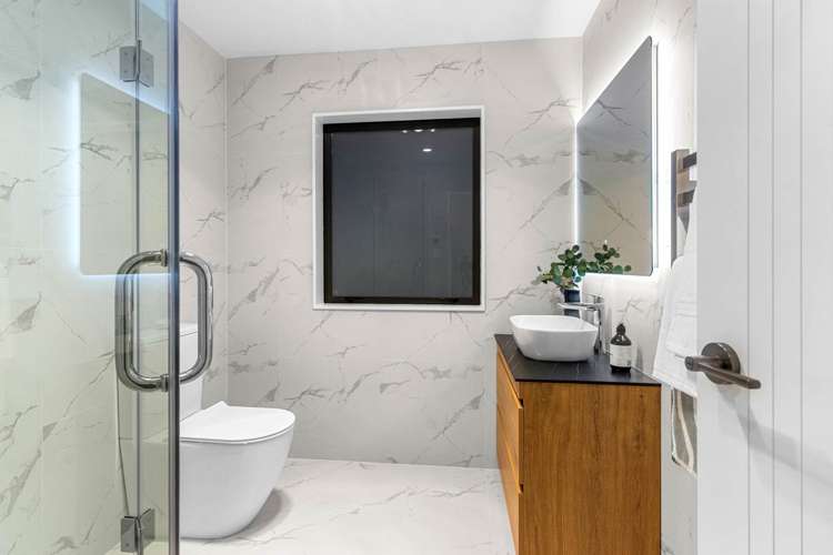 7 Weetman Drive Browns Bay_13