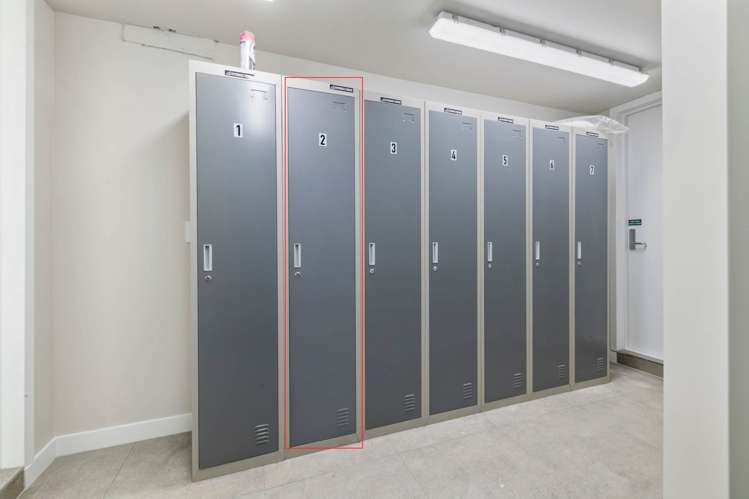 2/12 Burns Avenue Takapuna_10