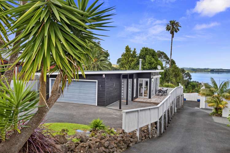 5 Munro Street Onerahi_20