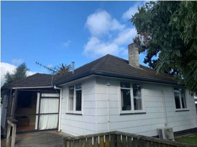 HOKOWHITU - 3 BEDROOMS