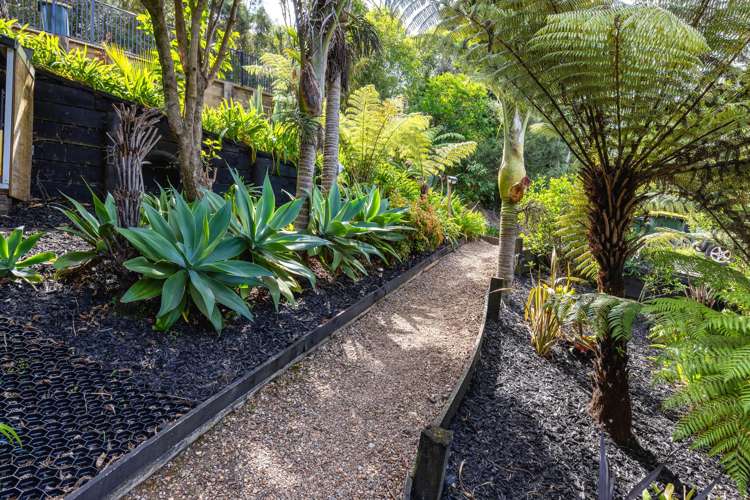 72 Waiheke Road Waiheke Island_28