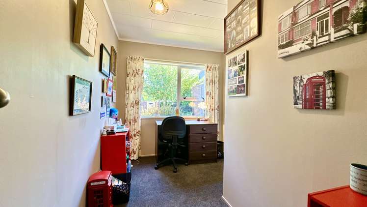 52 Lane Street Allenton_11