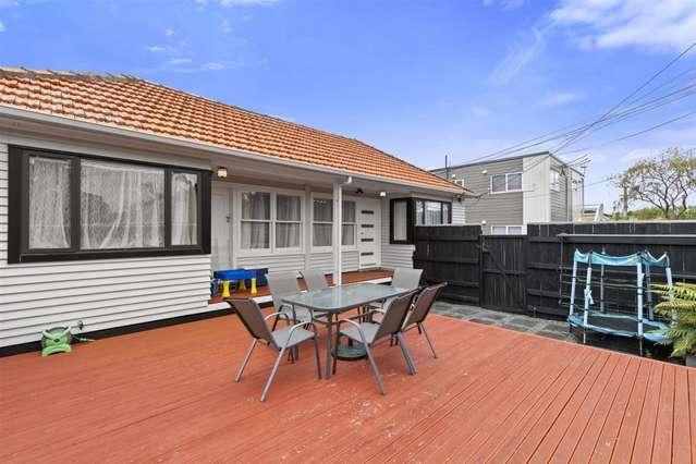 56 Awamutu Grove Waiwhetu_2