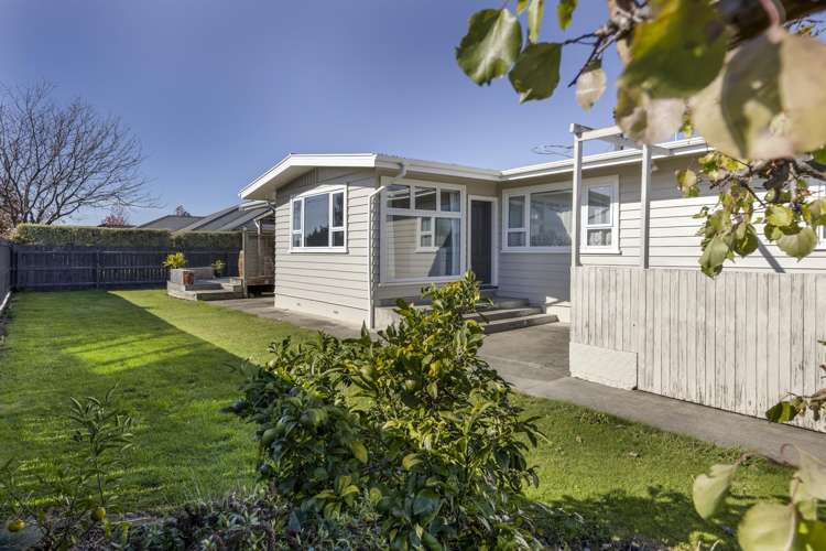 77 Redwood Street_0