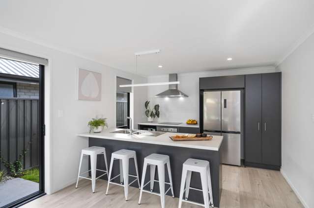 Modern, Low Maintenance and Priced to Sell