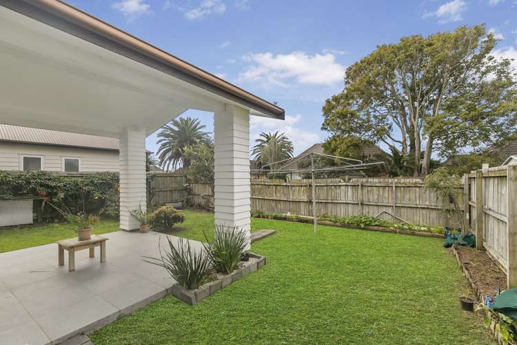 56 Pate Crescent Favona_14