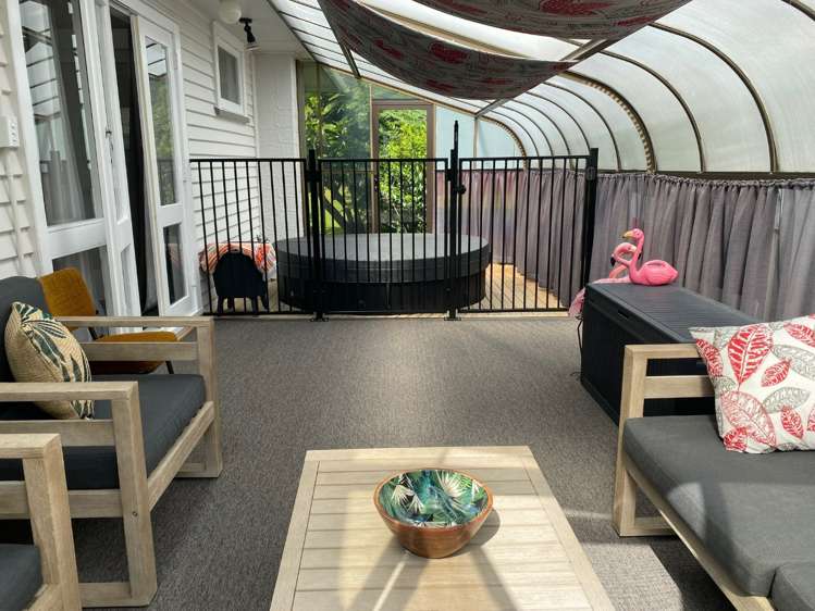 50 Sylvan Crescent Te Atatu South_14