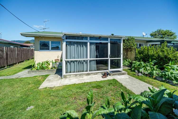 2/64 Golf Road Tahunanui_1