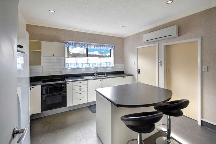 14 Thoreau Street Concord_6