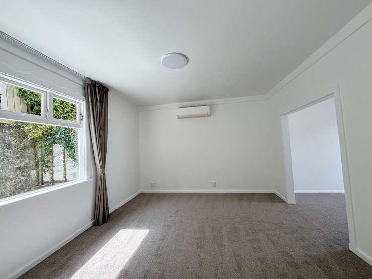 98 Eden Street Island Bay_9