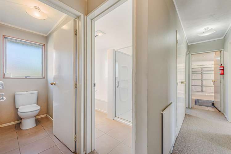 91 Aldinga Avenue Stoke_12