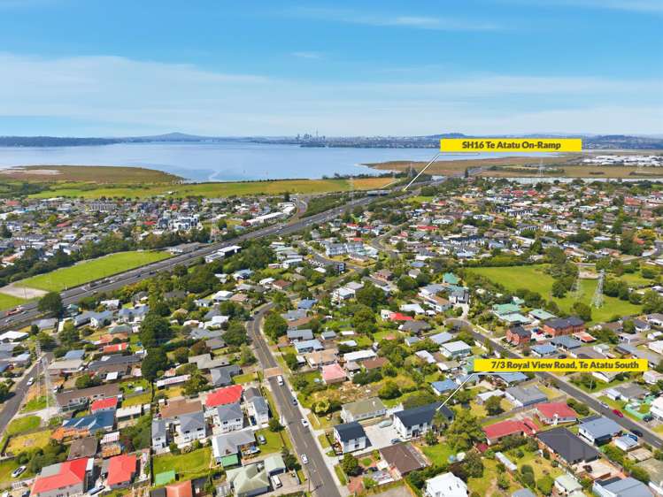 7/3 Royal View Road Te Atatu South_20