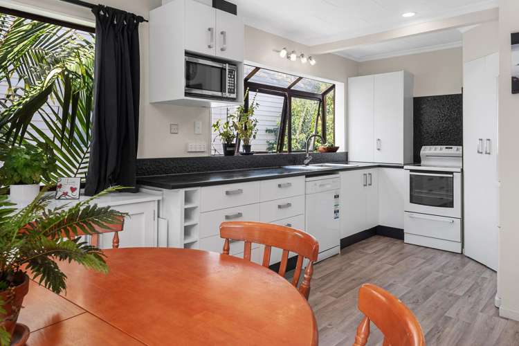 27 Selwyn Road Paihia_21