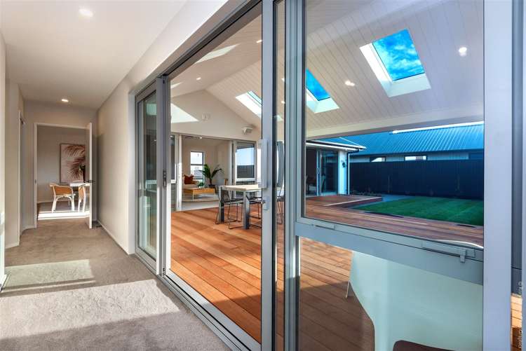 75 Halpin Drive Lincoln_12