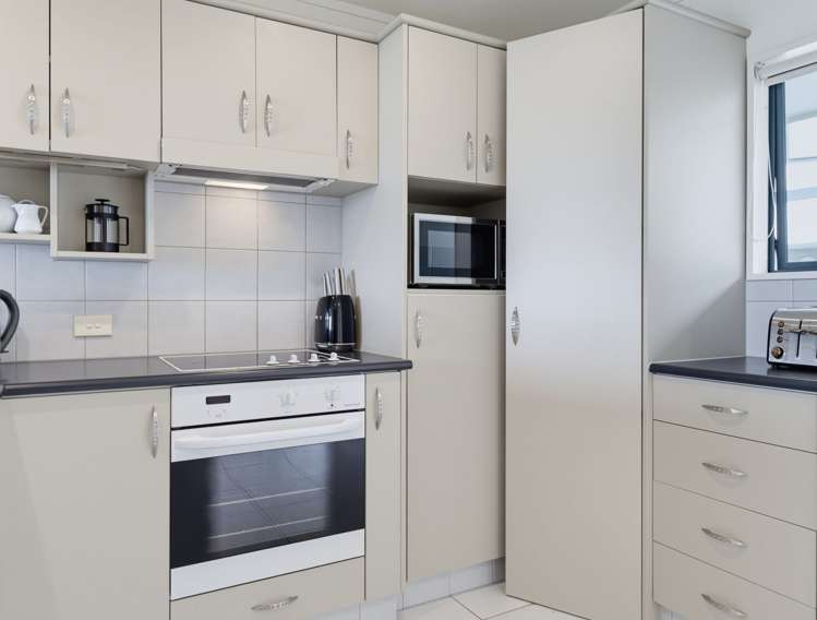 22/5 West End Road_5