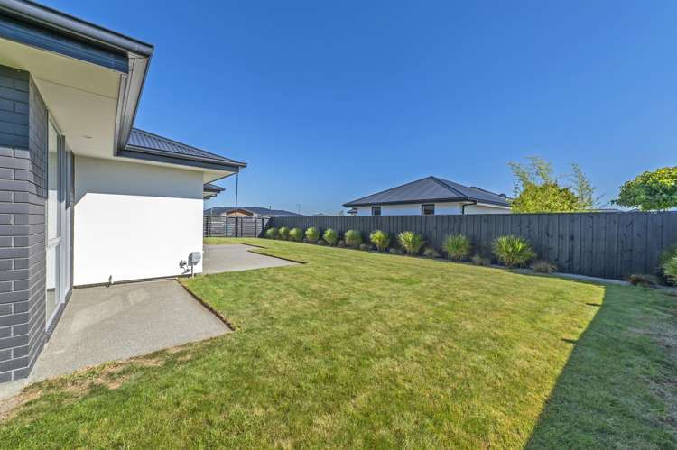 16 Bonecrusher Street Lincoln_21