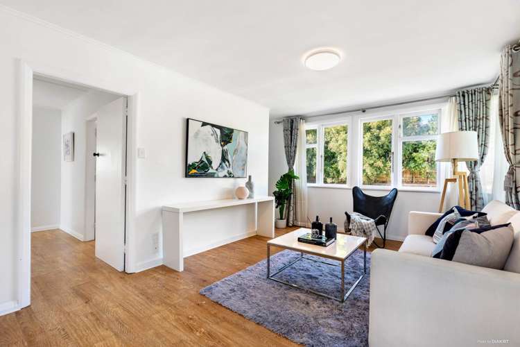 22 Haughey Avenue Three Kings_5