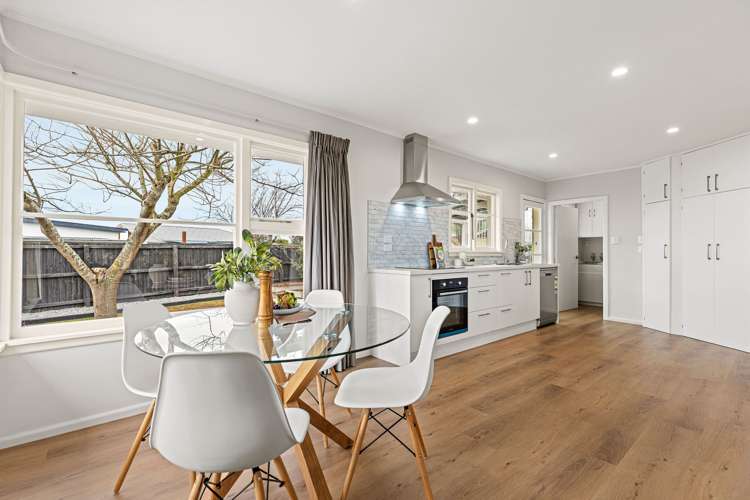 15 Vivian Street Burwood_2