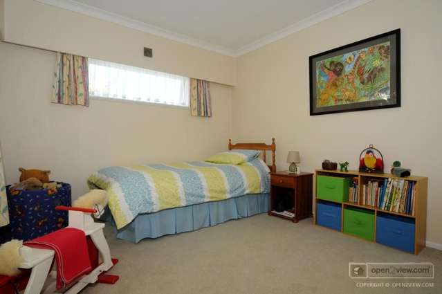 63 Collier Avenue Karori_2