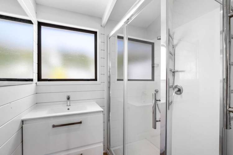 2/32 Kenneth Hopper Place Manly_11