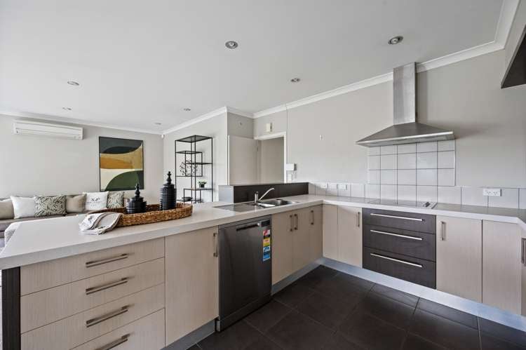 20 Akaroa Road Poraiti_9